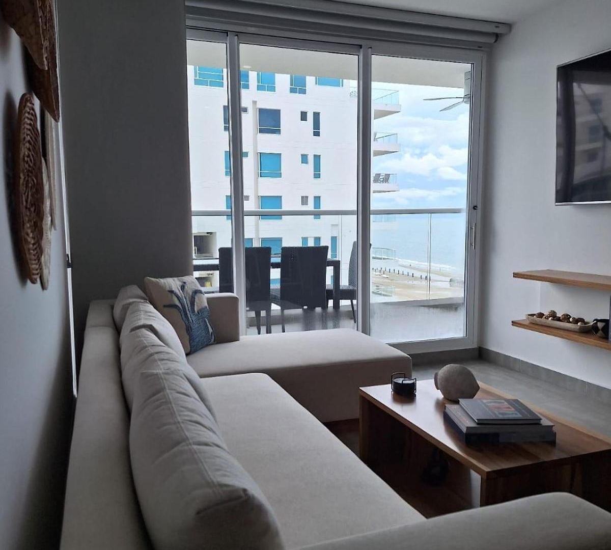 Hermoso Con Vista Al Mar Apartamento