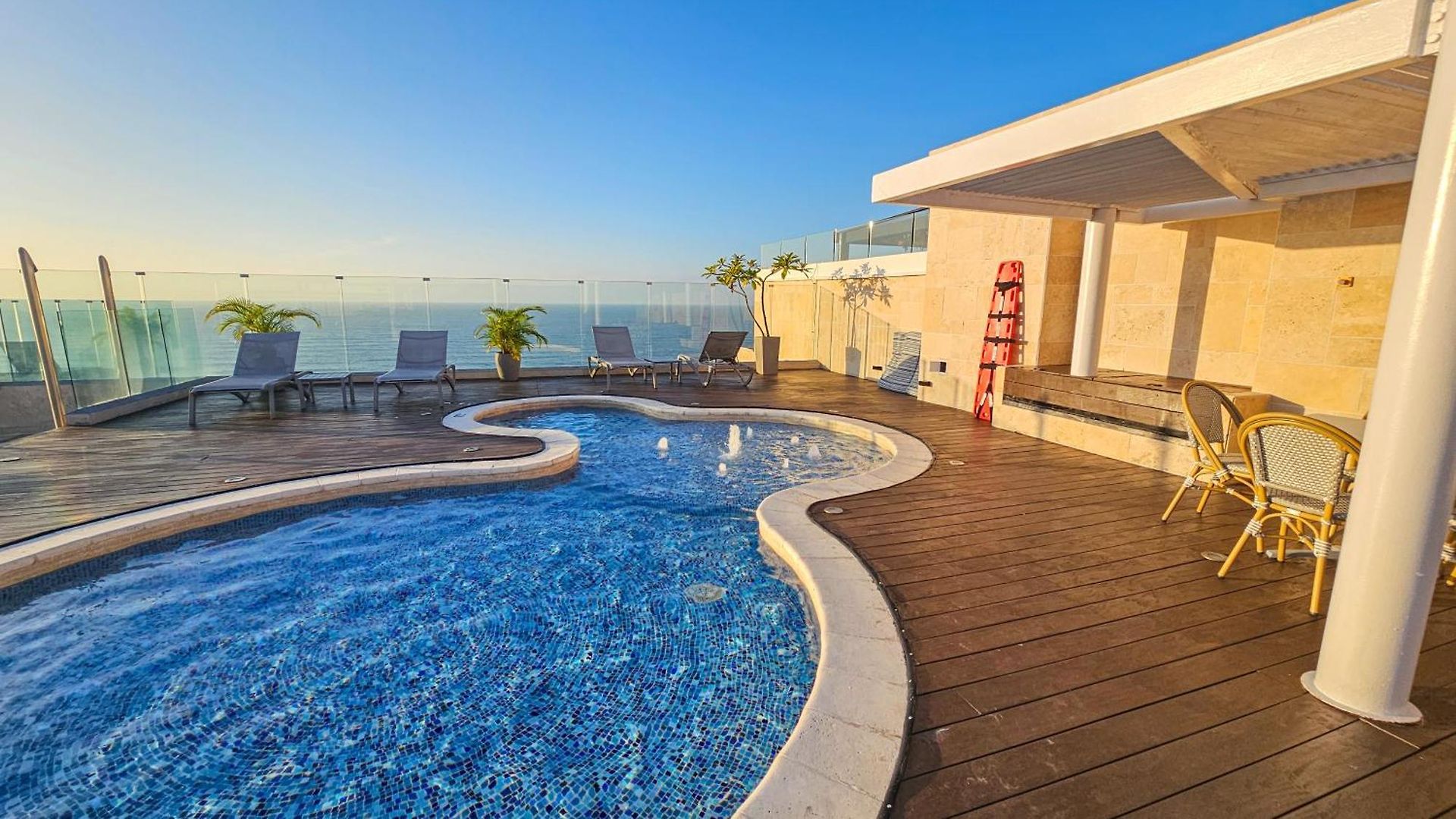 Hermoso Con Vista Al Mar *