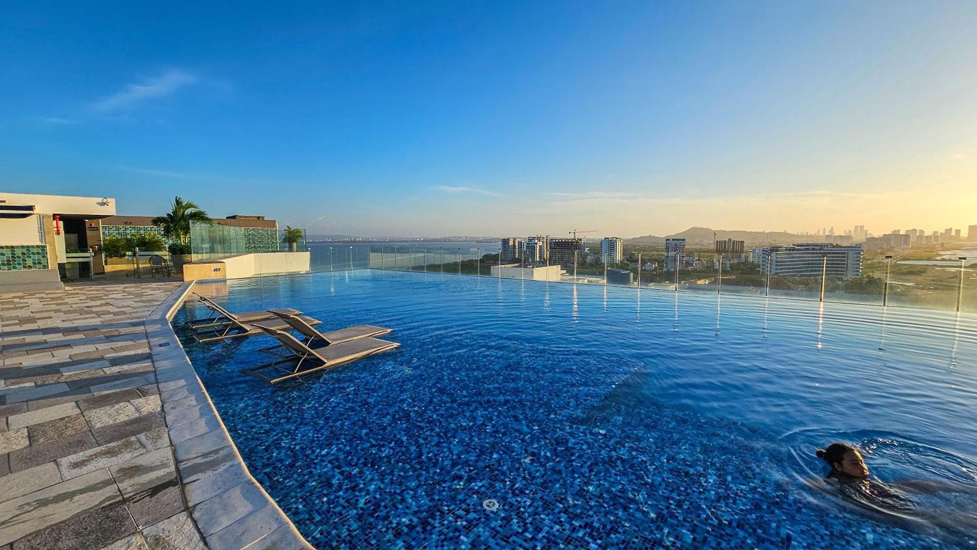 Hermoso Con Vista Al Mar Apartamento